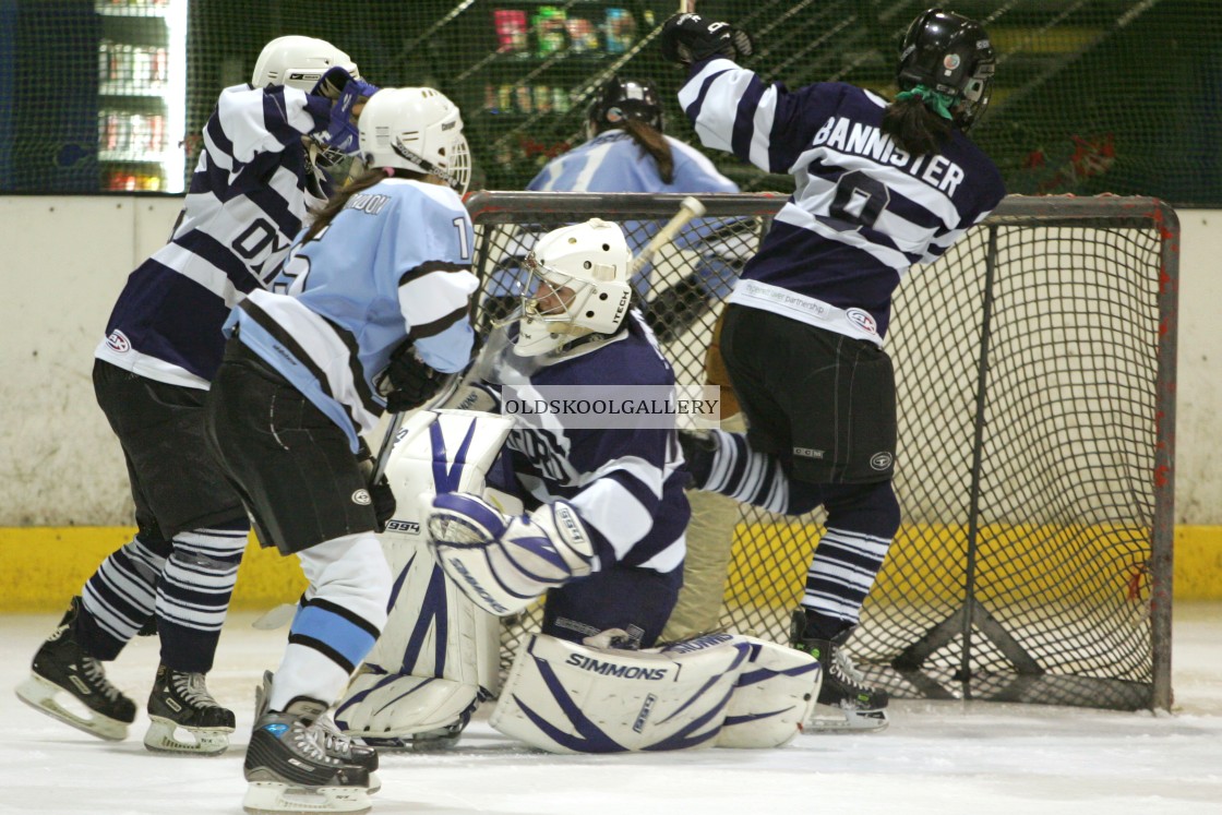 "Varsity Ice Hockey - Oxford Women v Cambridge Women (2010)" stock image