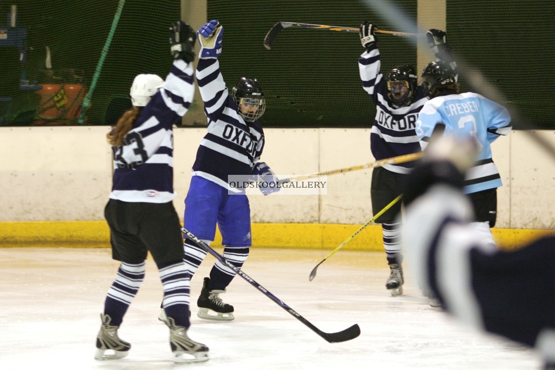 "Varsity Ice Hockey - Oxford Women v Cambridge Women (2010)" stock image