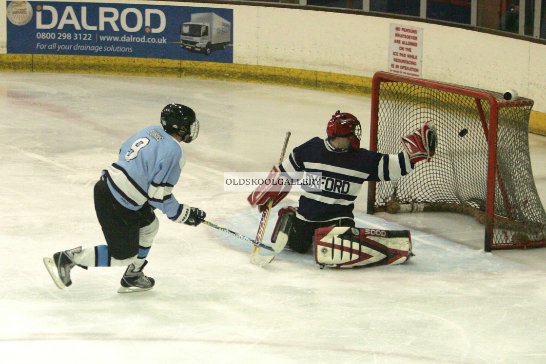 "Varsity Ice Hockey - Cambridge Men v Oxford Men (2011)" stock image