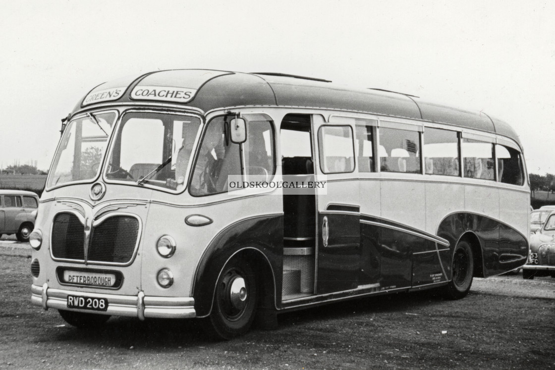 "Green's of Thorney Bus" stock image