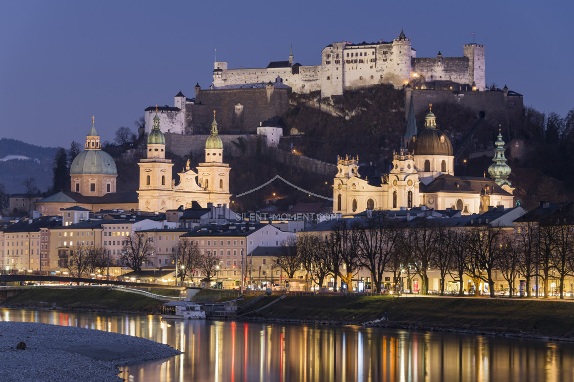 "Stadtzentrum Salzburg und Salzach, Bundesland Salzburg, Österreich" stock image