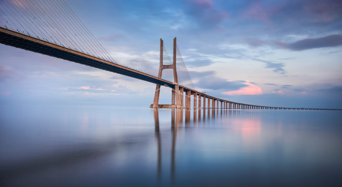 "Vasco da Gama Brücke, Lissabon, Portugal" stock image