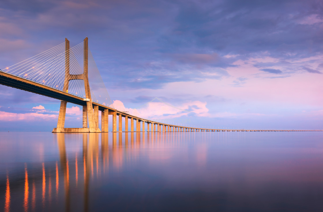 "Vasco da Gama Brücke, Lissabon, Portugal" stock image