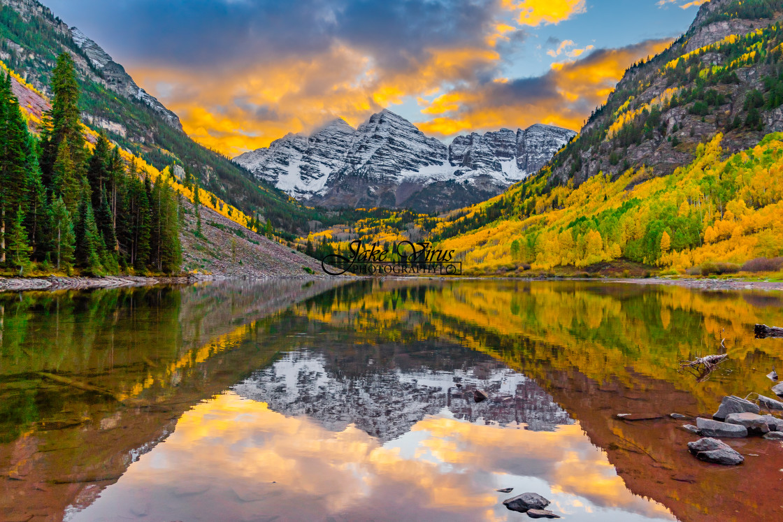 "Maroon Bells in Autumn" stock image