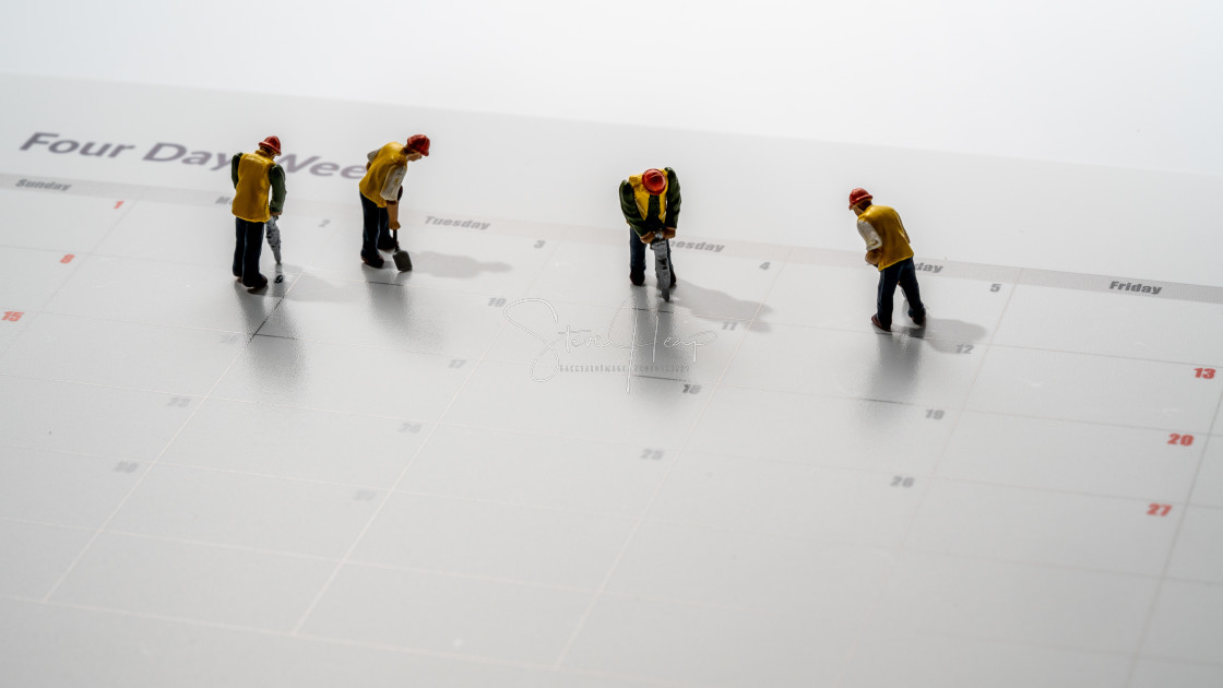 "Calendar illustrating a four day working week with small construction workers" stock image