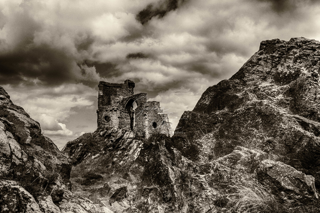 "Mow Cop Castle" stock image