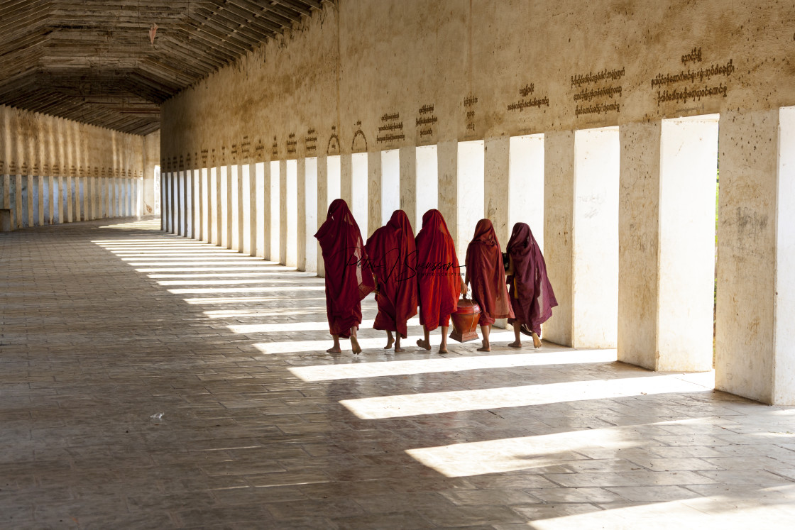 "2769 - Bagan: Shwezigone Pagoda, colonnade - step into the light" stock image