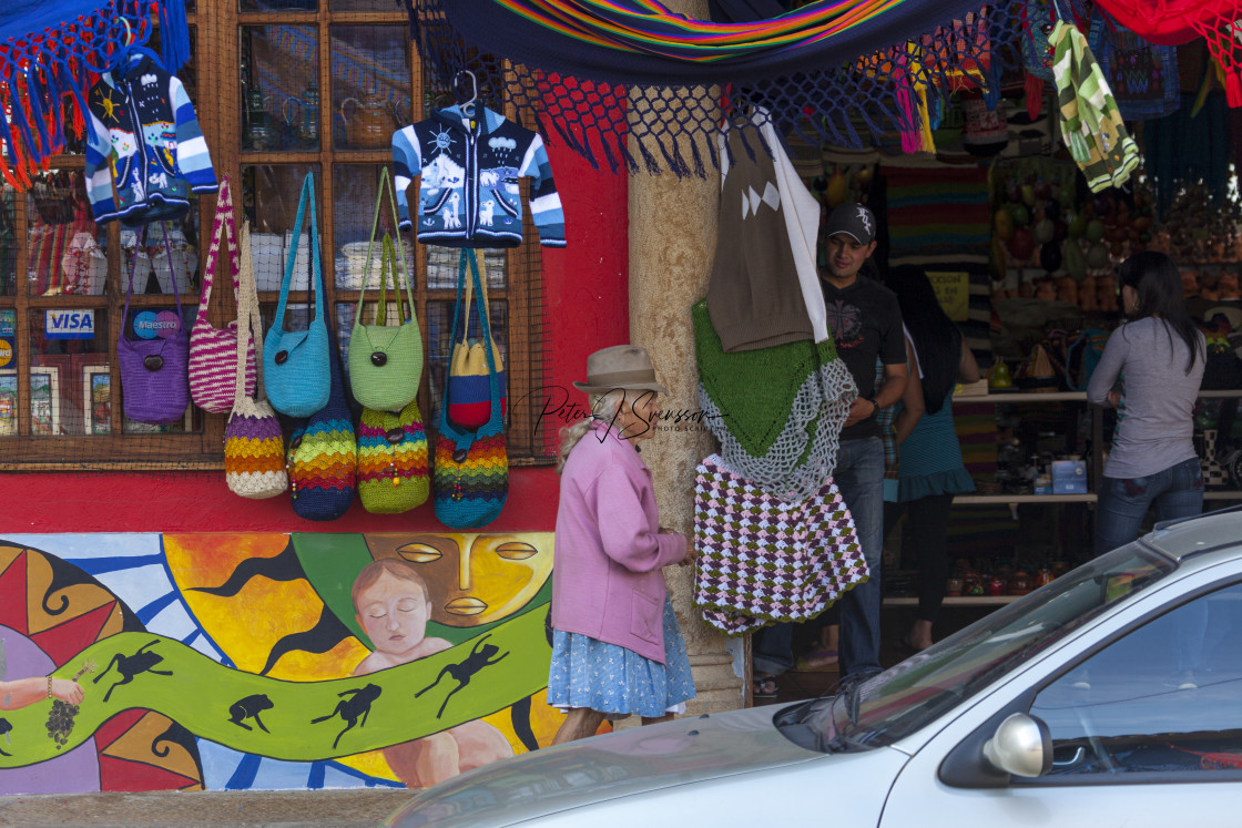 "0222 - Colombia, Ráquira - colourful lady (3)" stock image