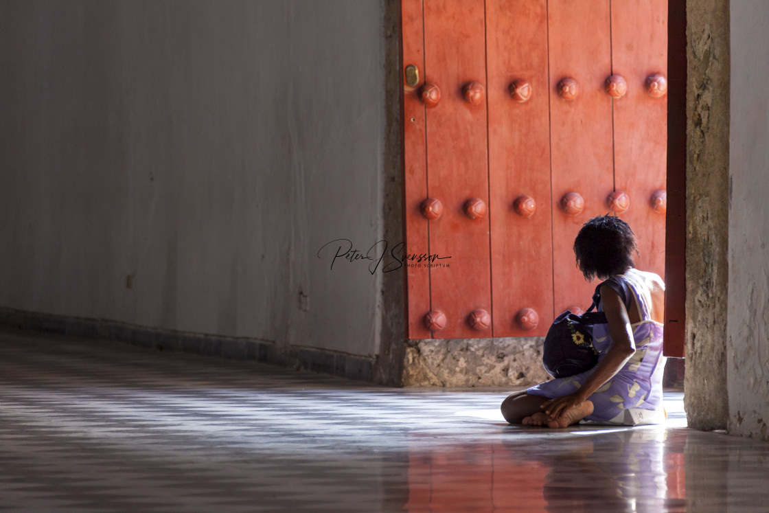 "1796 - Colombia, Cartagena: a beggar woman in the "Cathedral de Cartagena" (2)" stock image