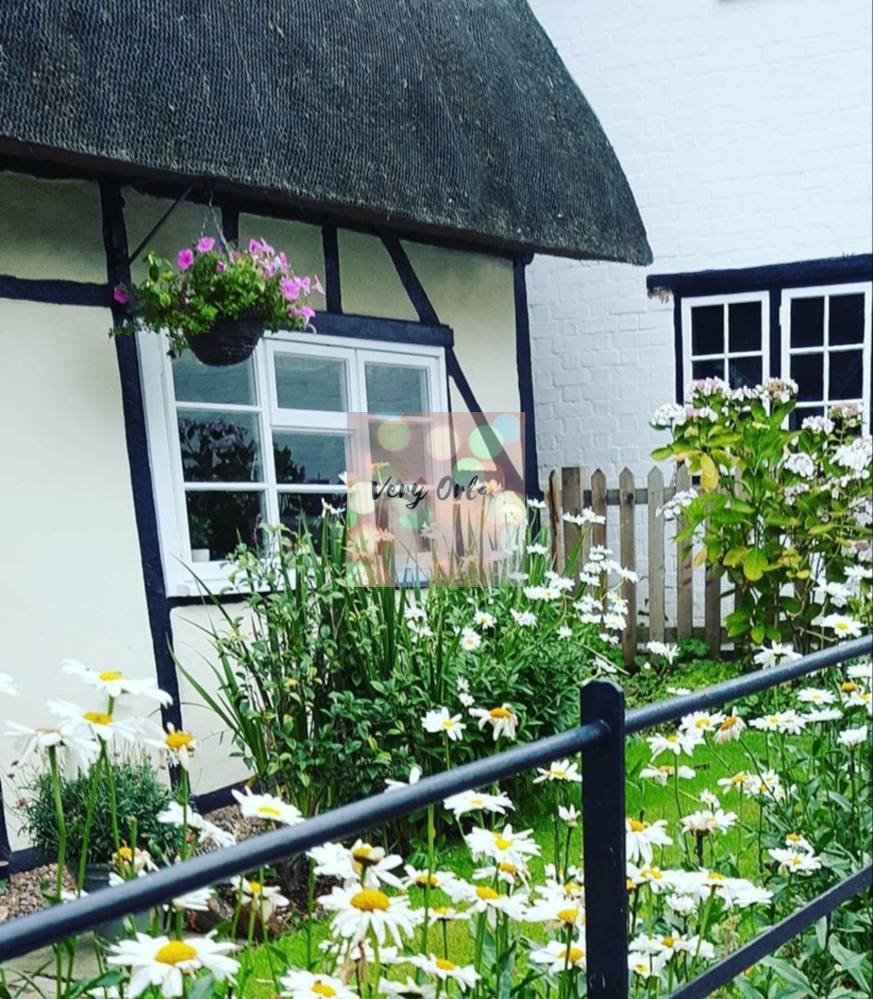 "English Countryside Cottage" stock image