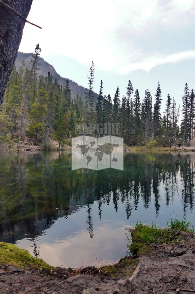 "Grassi Lakes" stock image