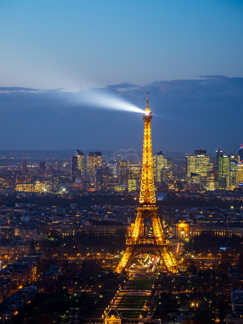 "Paris by night" by Remy Musser Premium Collection - £50.00 "Paris by night" stock image