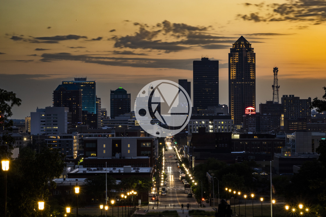 "Des Moines, July 2022" by Zaakary Barnes - $9.14 "Des Moines, July 2022" stock image