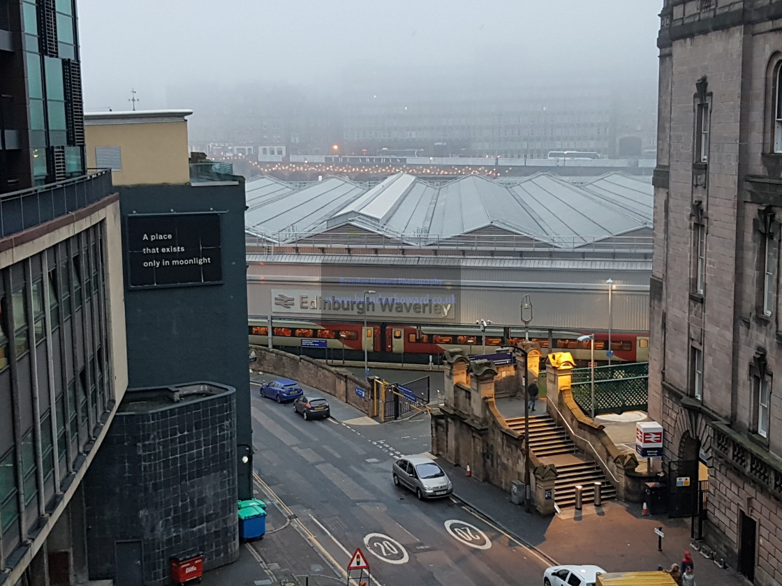 "Edinburgh Waverley Railway Station" stock image