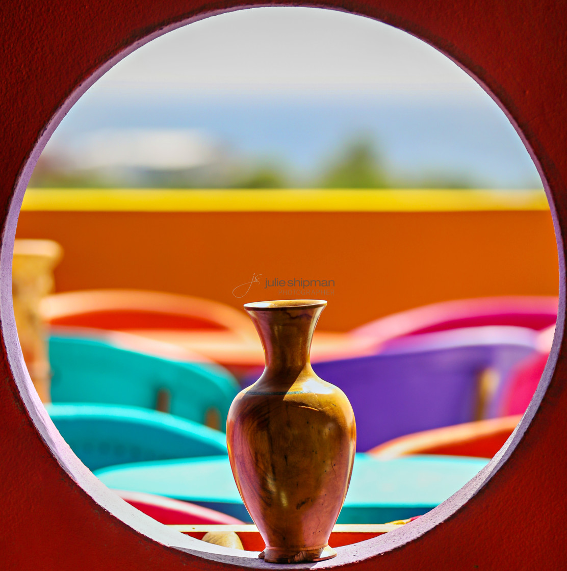 "Vase in Cirle" stock image