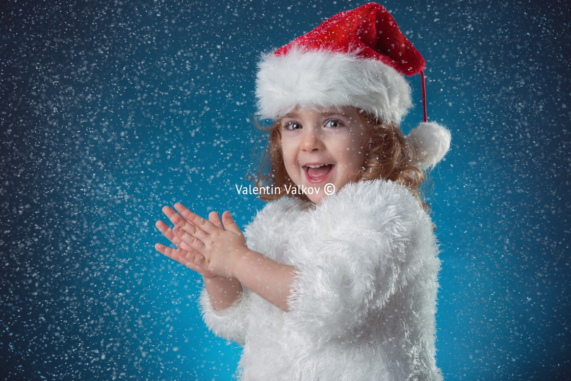 "holidays, presents, christmas, childhood concept - smiling littl" stock image