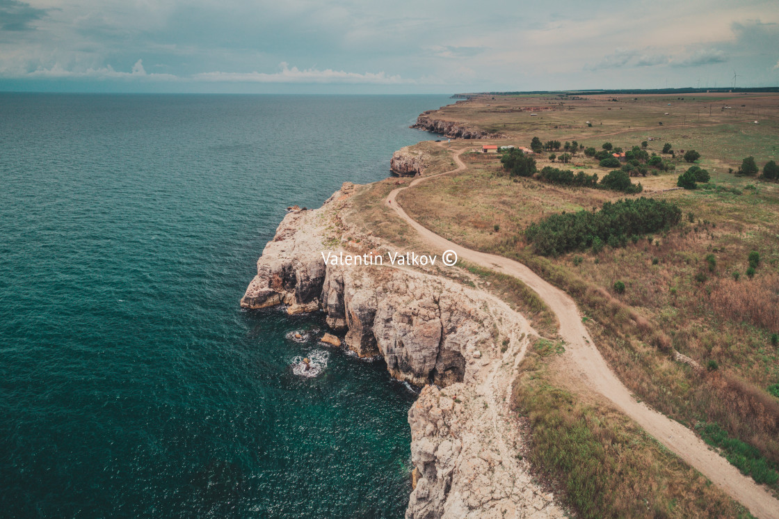 "The rock formation Arch in the sea near Tyulenovo, Bulgaria, Eur" stock image