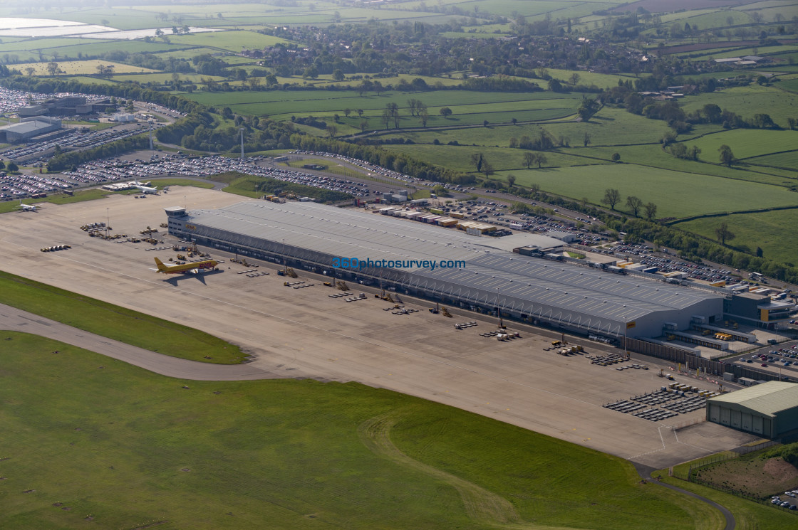 "Aerial photo East Midlands airport" stock image