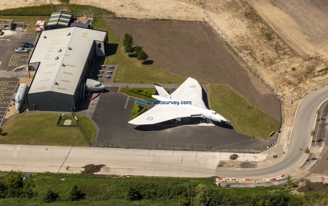 "Woodford aerial Vulcan 220622 43" by 360photosurvey.com - $37.04 "Woodford aerial Vulcan 220622 43" stock image