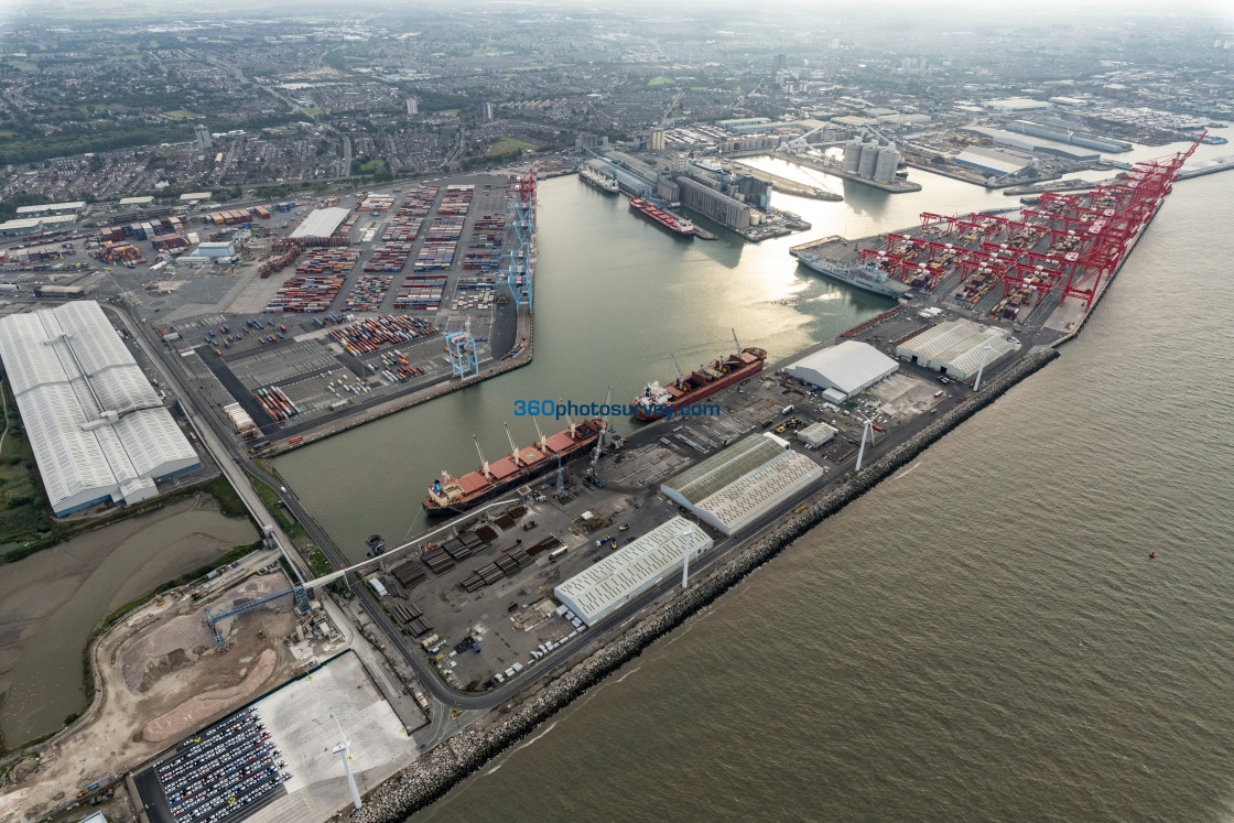 "Liverpool aerial photo docks on strike 220922 4" stock image