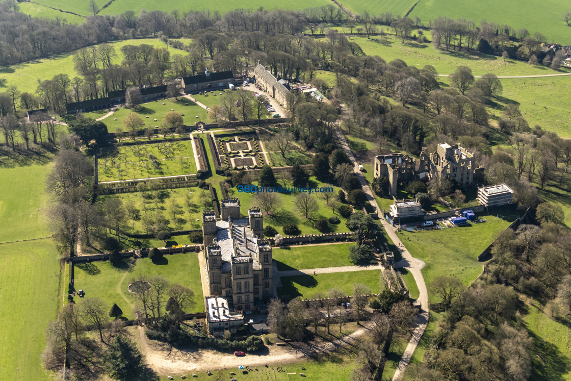 "Chesterfield aerial photo Hardwick Hall 230404 118" stock image