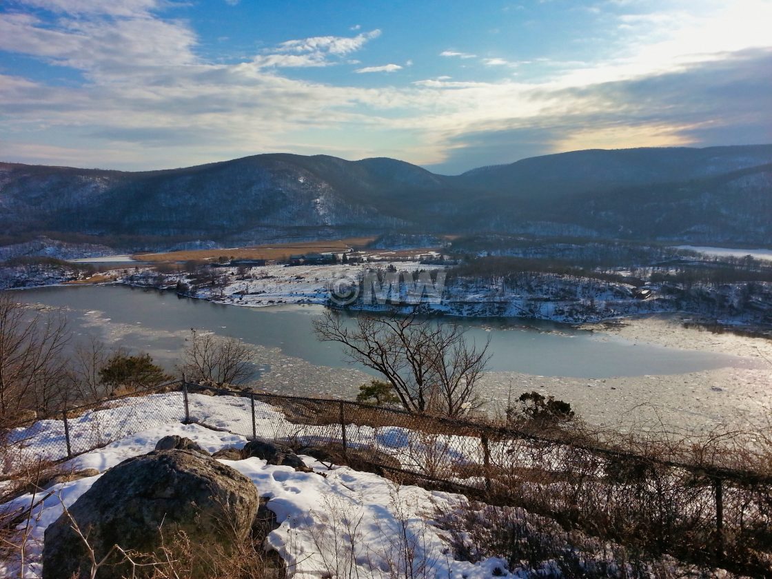 "Hudson River half frozen north of Peekskill" stock image