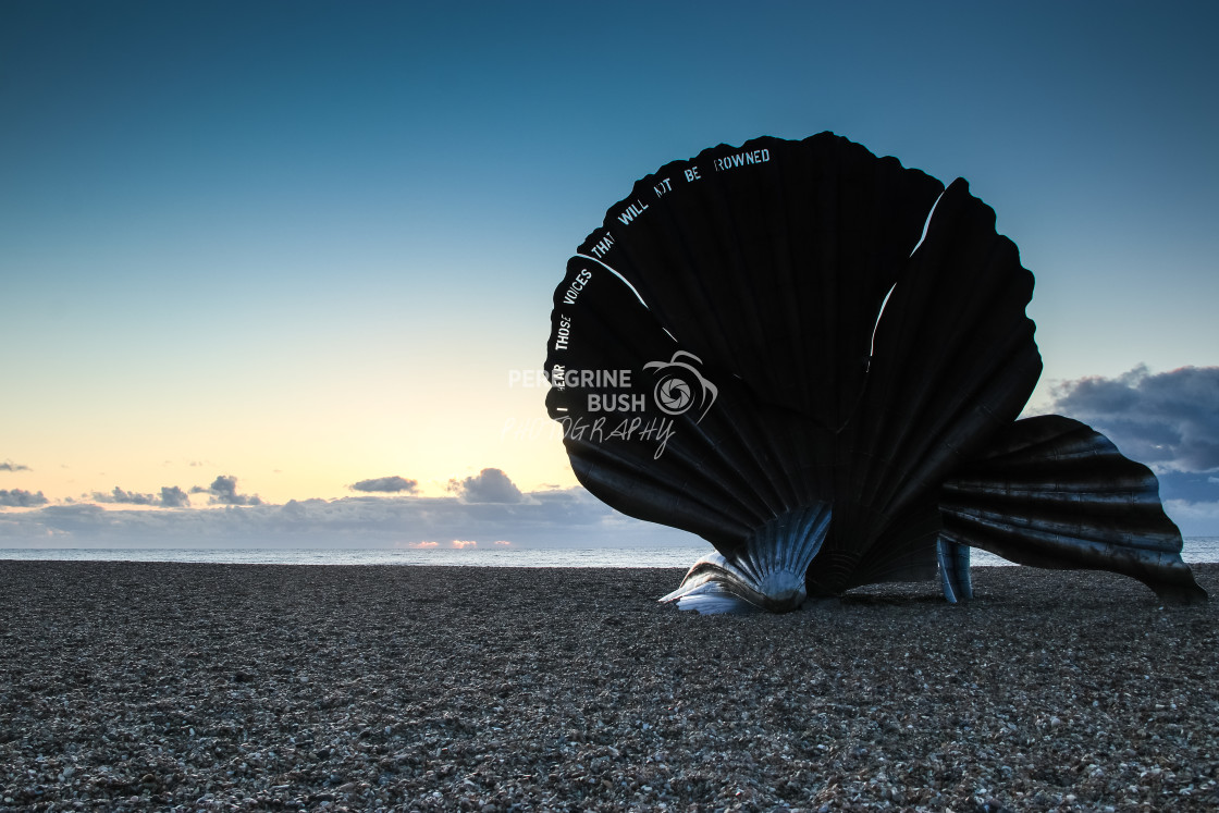 "The Scallop on Aldeburgh beach at dawn" stock image