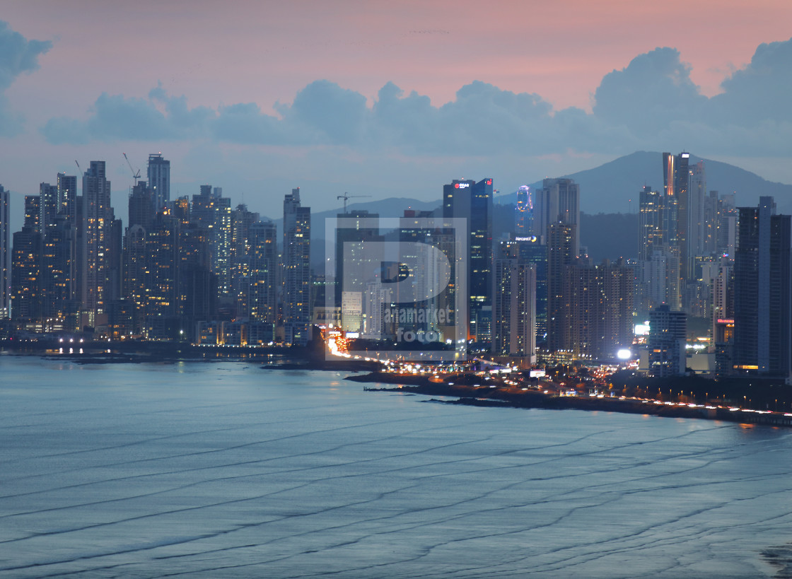 "Atardecer Ciudad de Panama" stock image