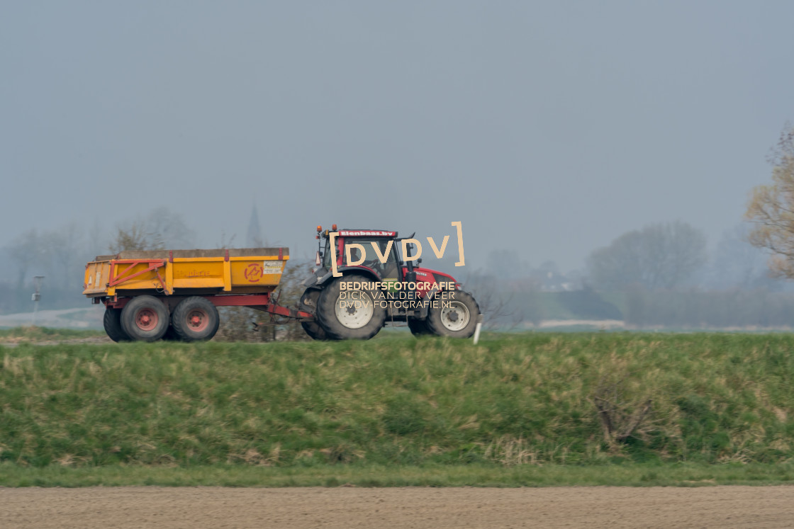 "Tractor 107308" stock image