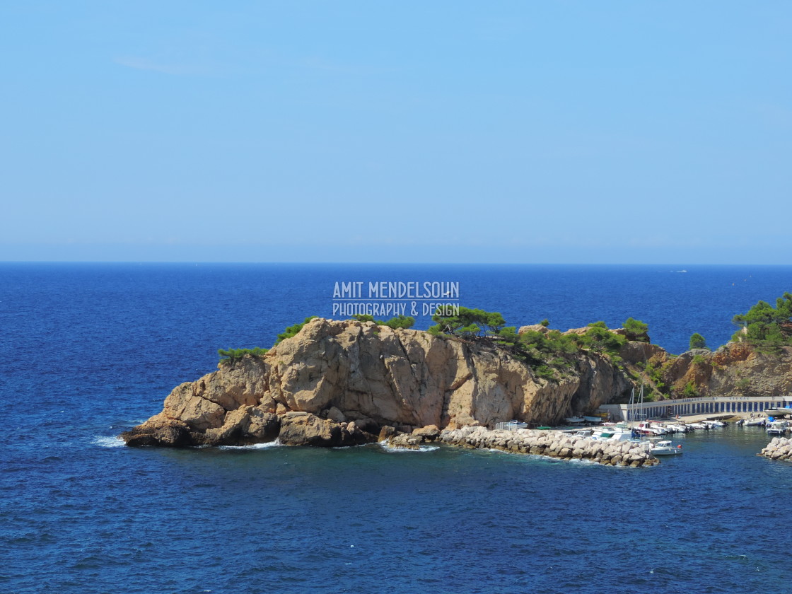 "ensues la redonne - blue coast" stock image