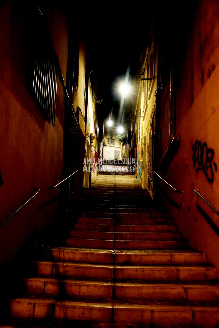 "steps up to le Panier" stock image