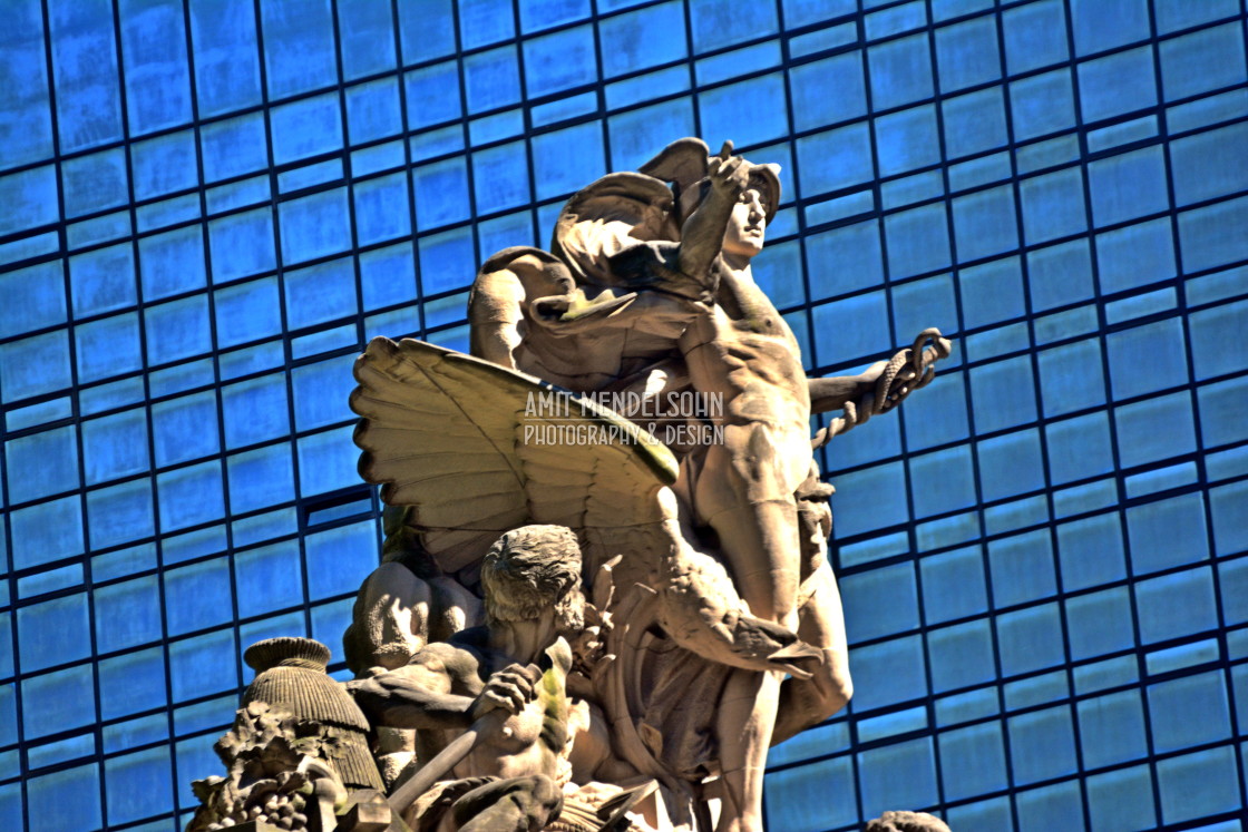 "Statue in NYC" stock image