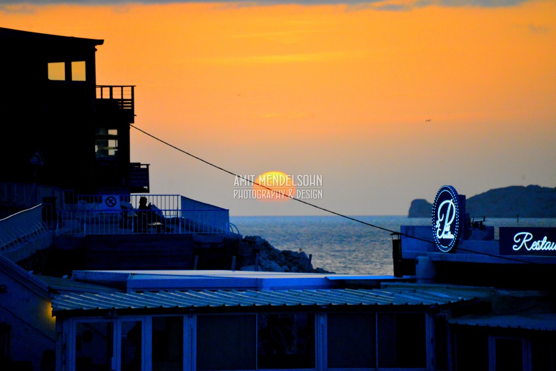 "Sun on the wire" stock image