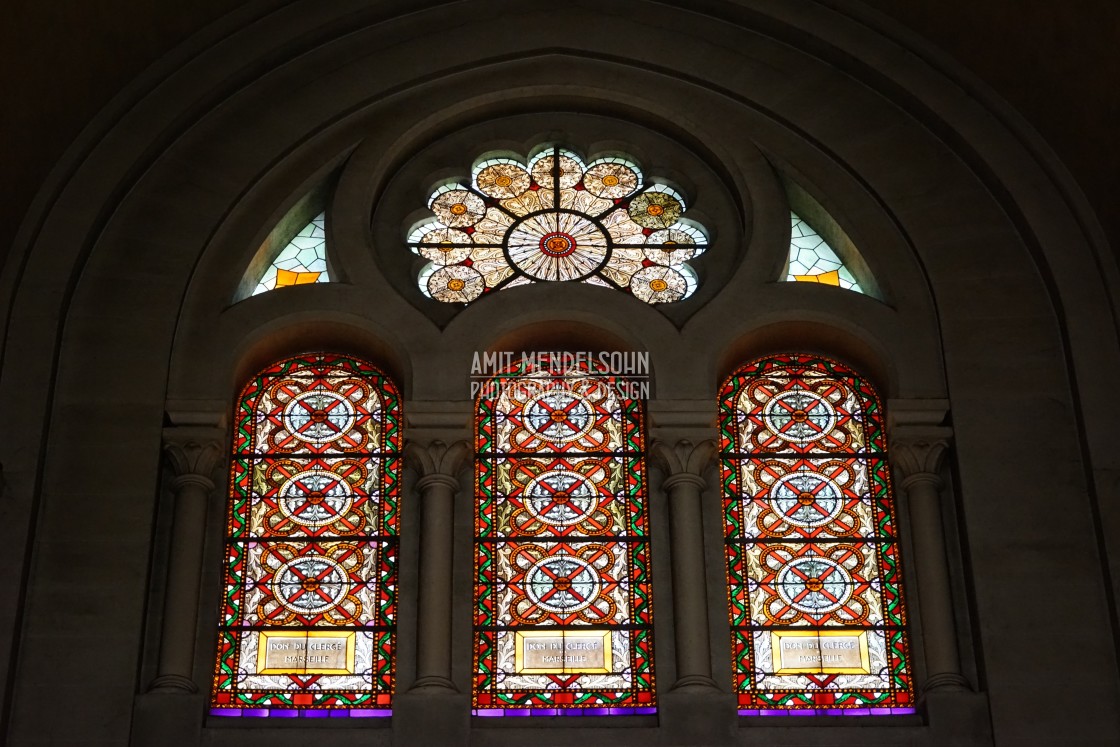 "A vitrage in The sacre cœur - Marseille" stock image