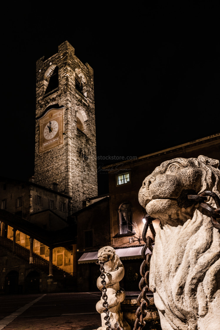 "close up of the lion of the Contarini fountain" by Brambilla Simone - £6.72 "close up of the lion of the Contarini fountain" stock image