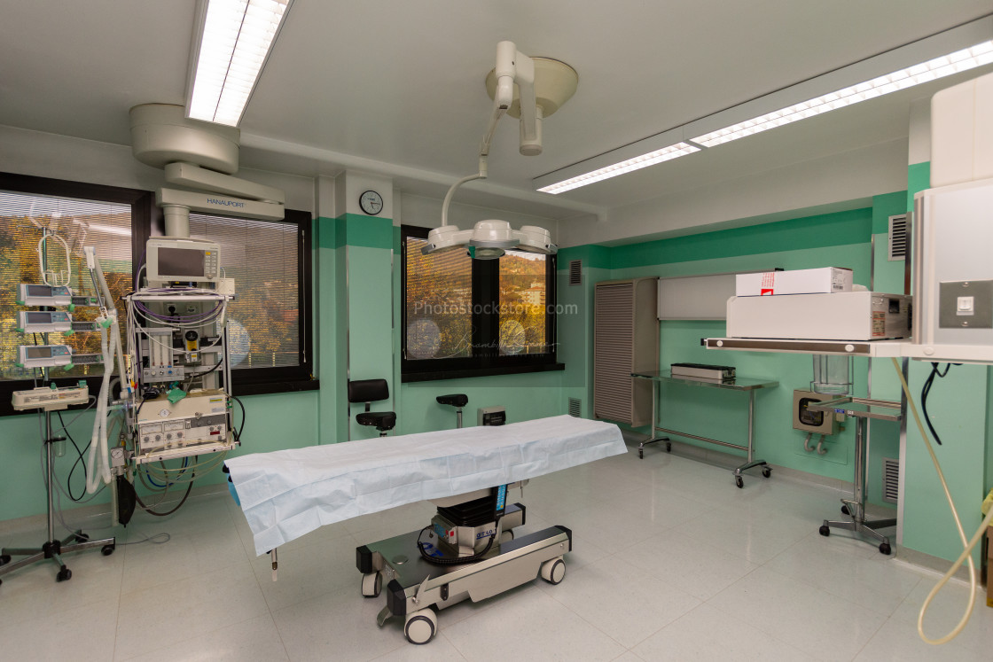 "Operating room equipped for emergency and intensive care" by Brambilla Simone - £6.87 "Operating room equipped for emergency and intensive care" stock image