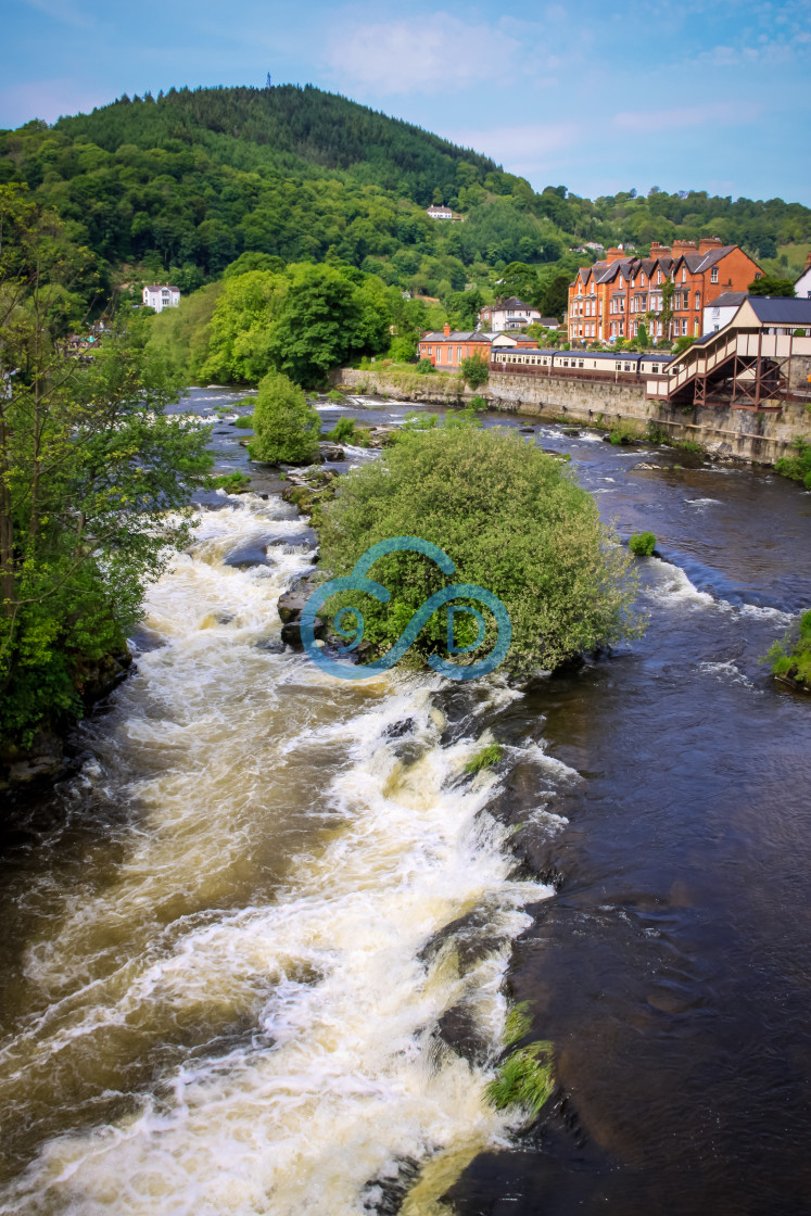 "Llangollen Railway and the River Dee" stock image