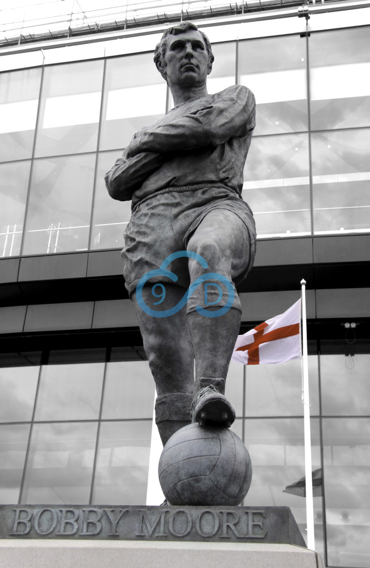 "Bobby Moore Statue, Wembley Stadium" stock image