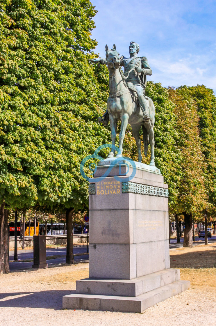 "Simon Bolivar Statue, Paris" stock image