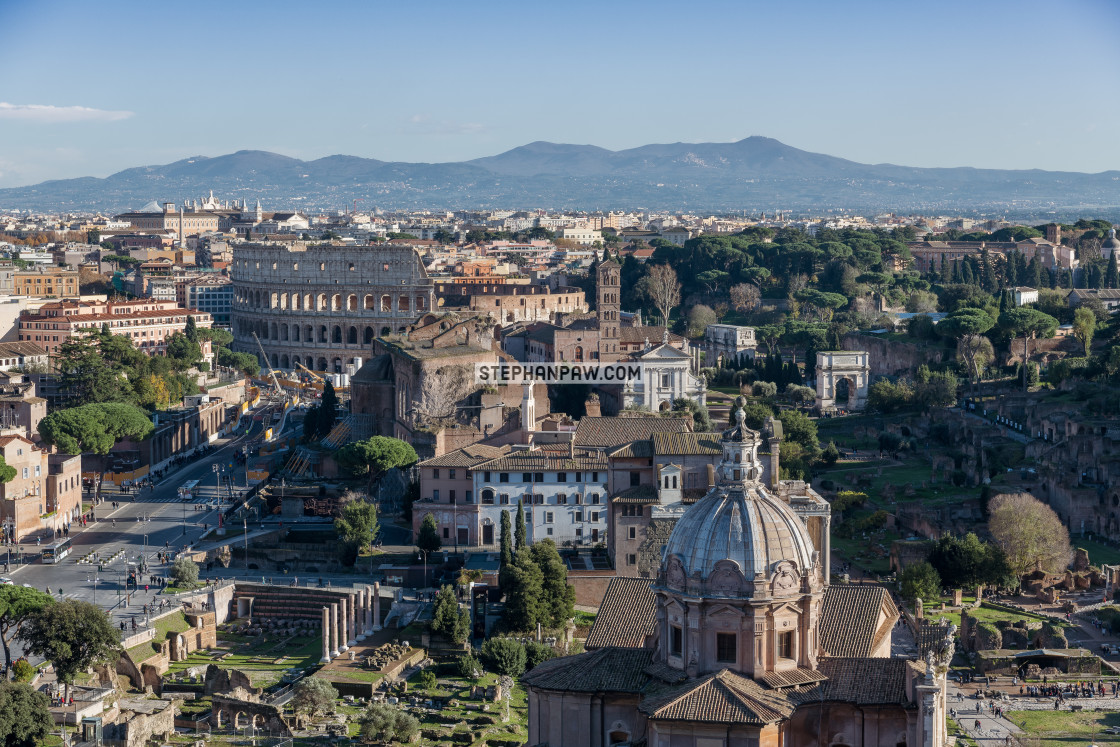 "Foro Romano and Colosseum from Vittorio Emanuele II Monument //" stock image