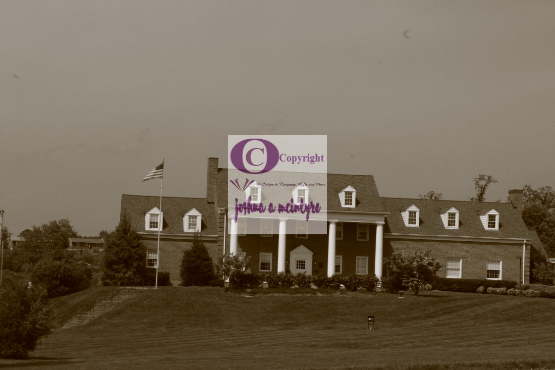 "Vinton War Memorial (Sepia)" stock image