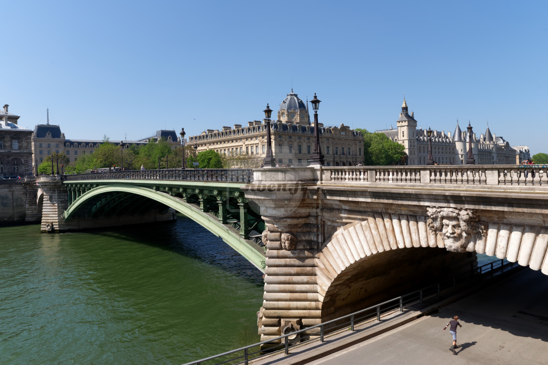 "Notre-Dame bridge" stock image