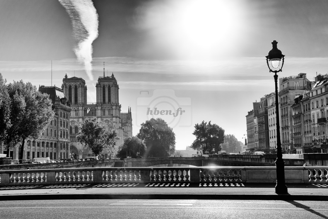 "Pont Saint-Michel" stock image