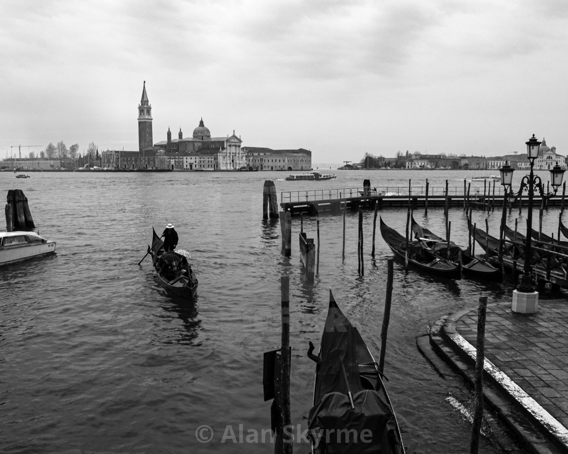 "San Giorgio Maggiore from Traghetto Gondole Molo, Venice - monochrome" stock image