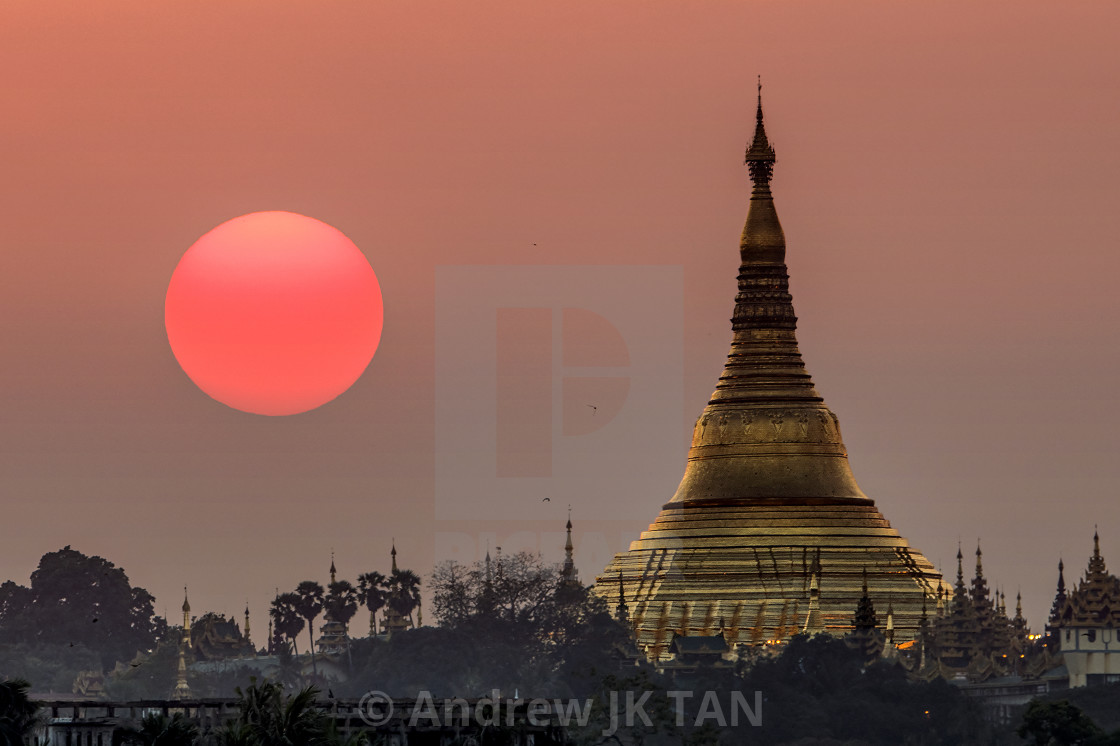 "Shwedagon Sunset" stock image