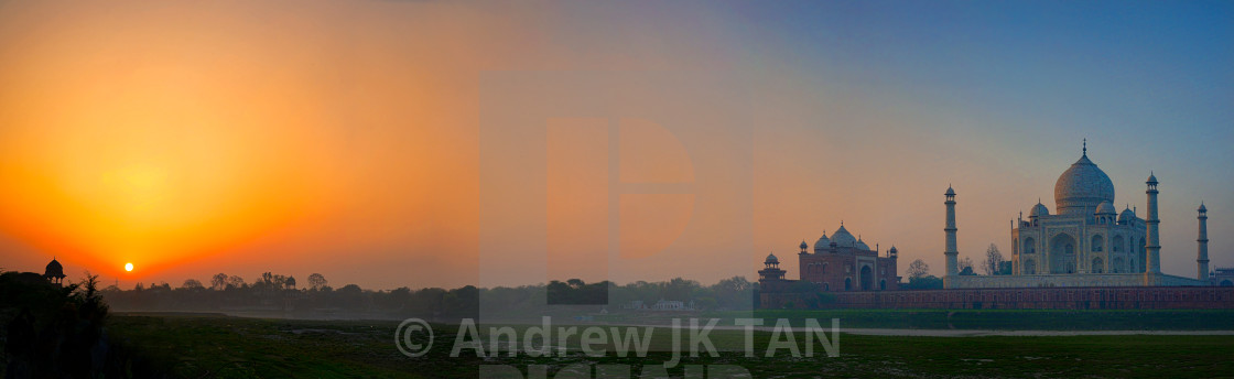 "Taj Mahal Sunrise 01" stock image