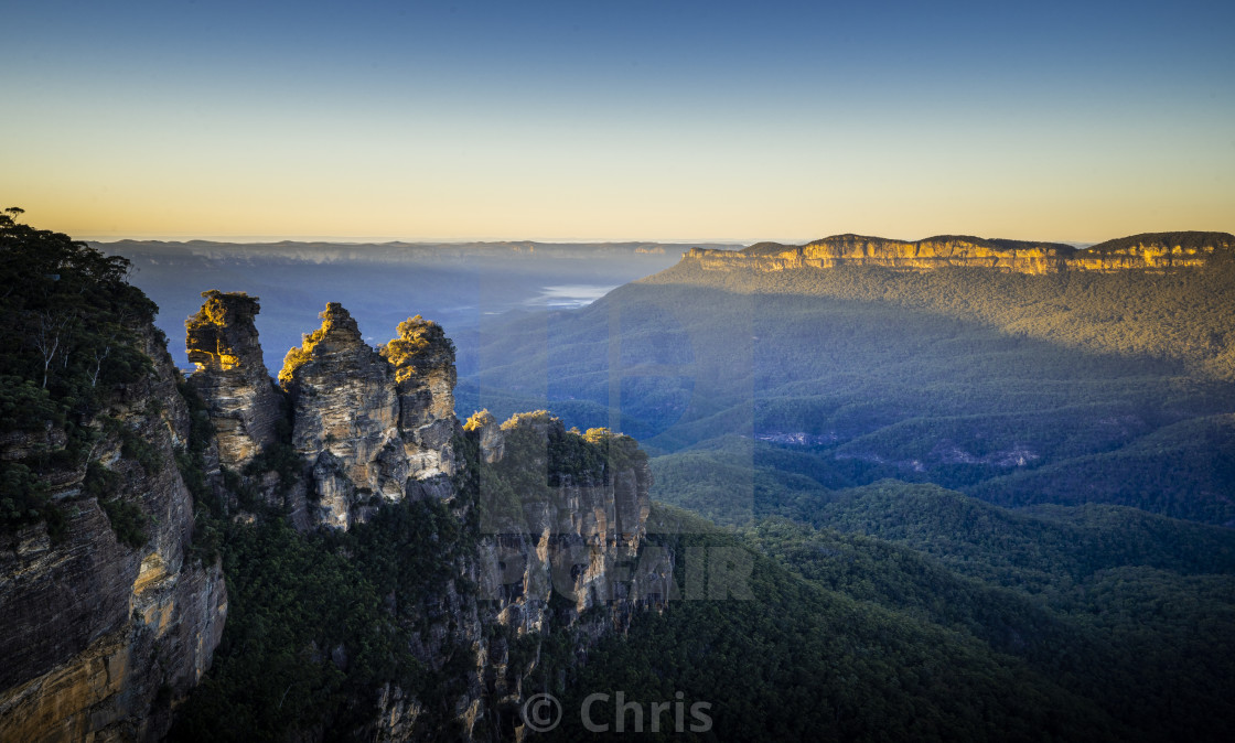 "Three Sister Blue Mountain" stock image