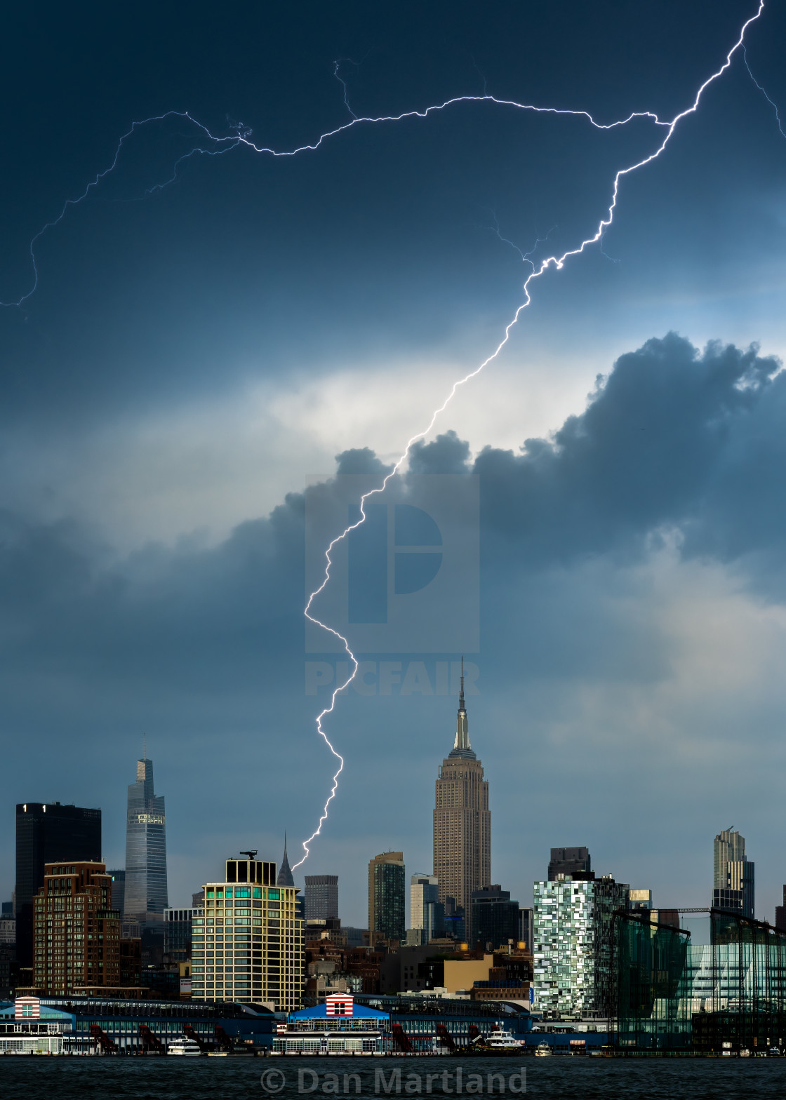 "Lightning - Direct Hit - Chrysler Building" stock image