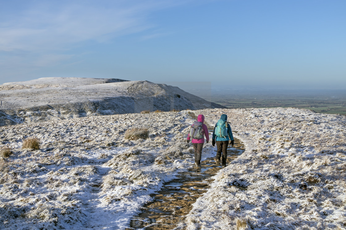 "Two Walkers on the Cleveland Way at Hasty Bank, North Yorkshire, UK" stock image