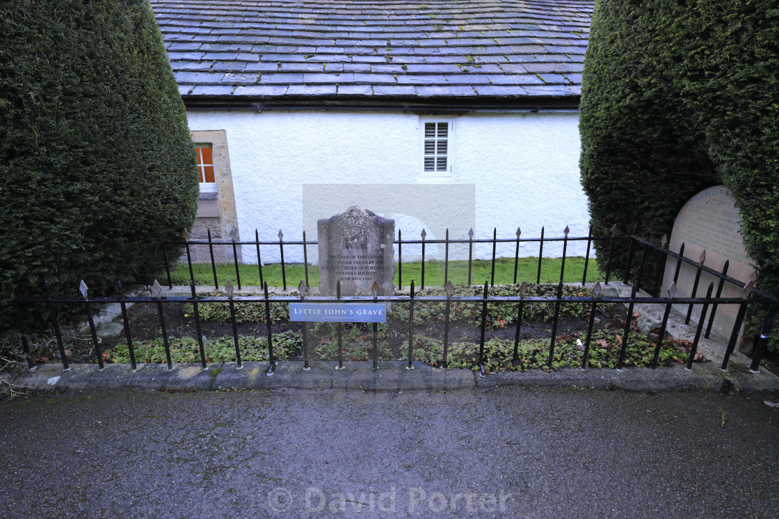 "Little Johns Grave, St Michaels church, Hathersage village, Derbyshire, Peak..." stock image